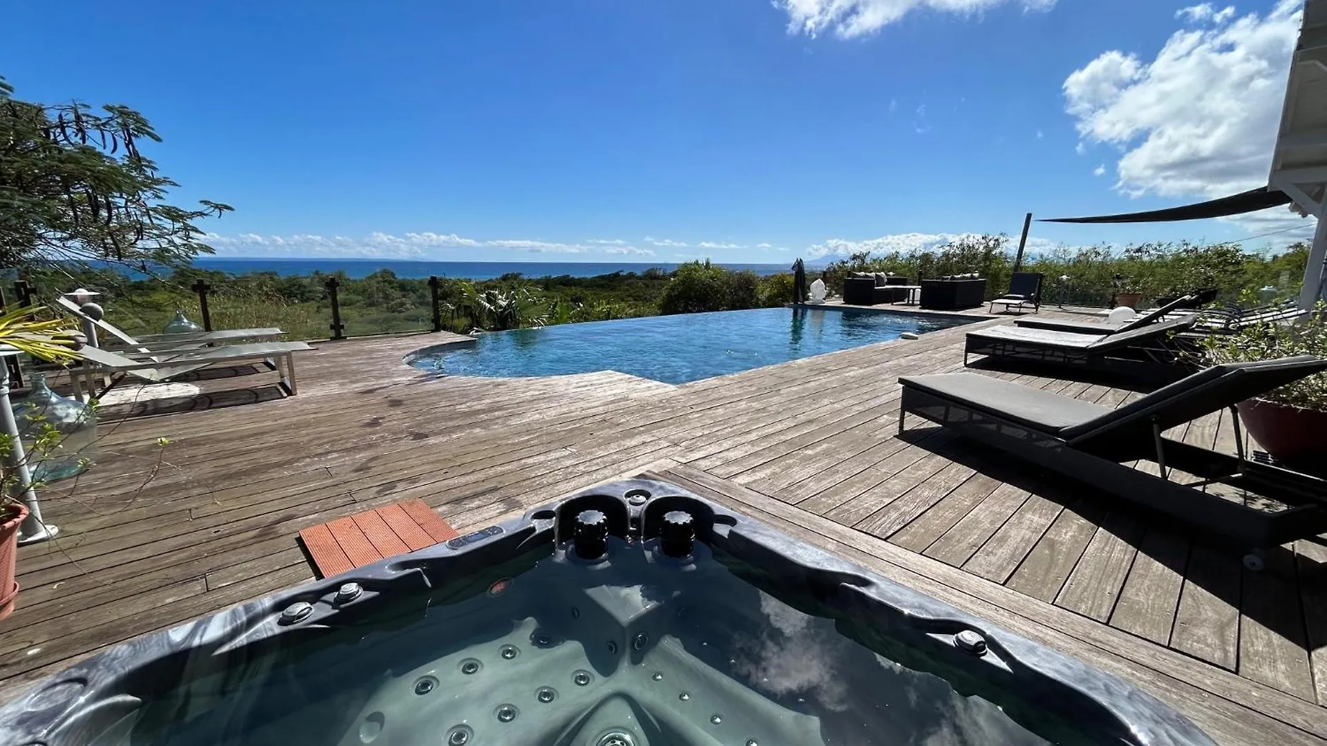 Villa Deluxe L'Hacienda Villa Vue Mer 180 Piscine Jacuzzi Proche Plage Marina Golf Pointe Des Chateaux Et Casino Jardin Clos Voyage Durable Saint-Francois  Guadeloupe